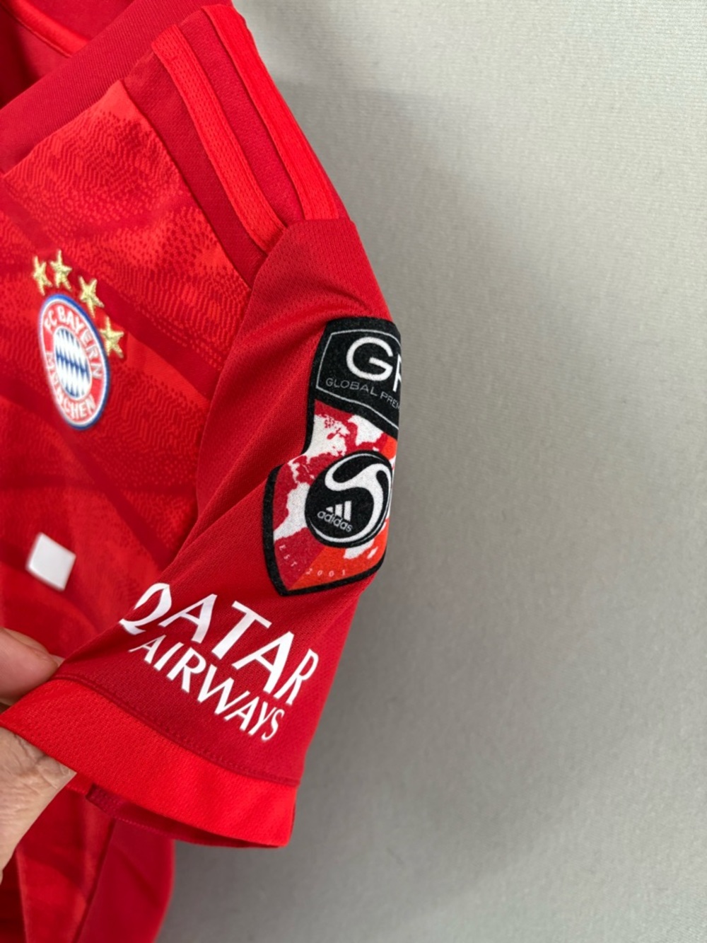 FC Bayern Munchen Adidas Youth Small Jersey Red T-Mobile Home Qatar #13 - Picture 4 of 10